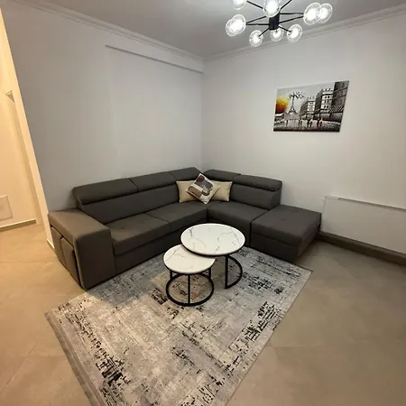 Апартаменты Shkodra *